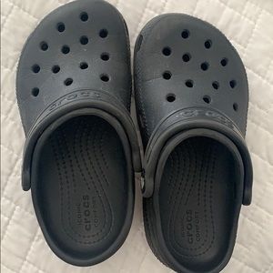 EUC C10 children’s crocs black